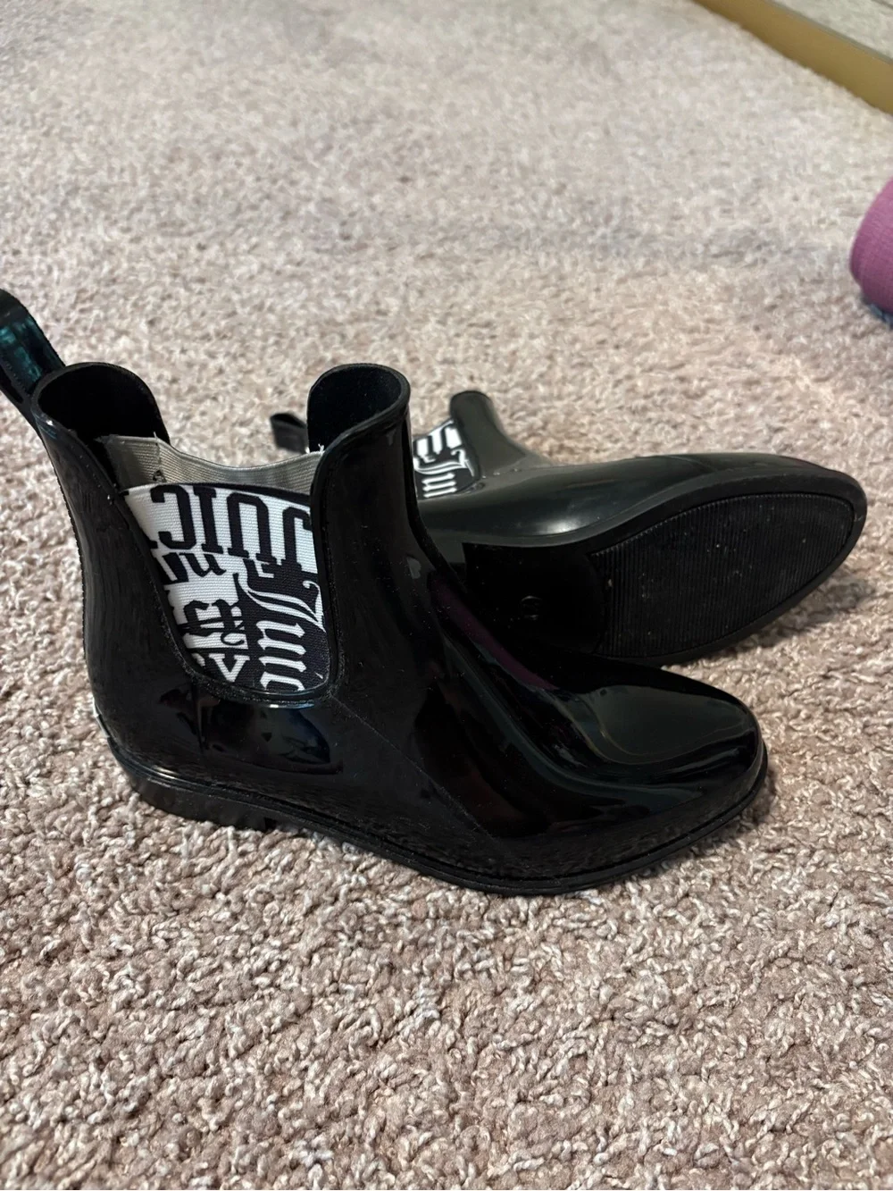 Black Juicy Couture Chelsea Rain Boots